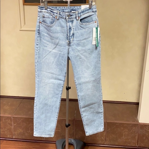 H&M Denim - New! H&M Ultra High Waist Mom Jean Button Fly 8